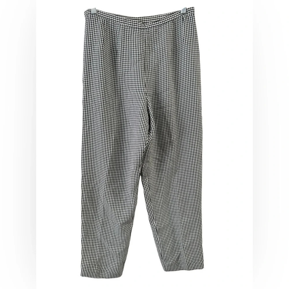 Ann Taylor high waisted black and white plaid straight leg crop pants